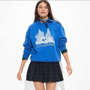 American Eagle - Cozy Blue Crewneck Sweater, Skiing - US LG
